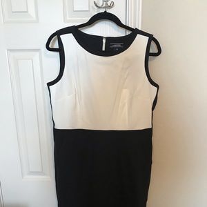 Black/white sheath dress